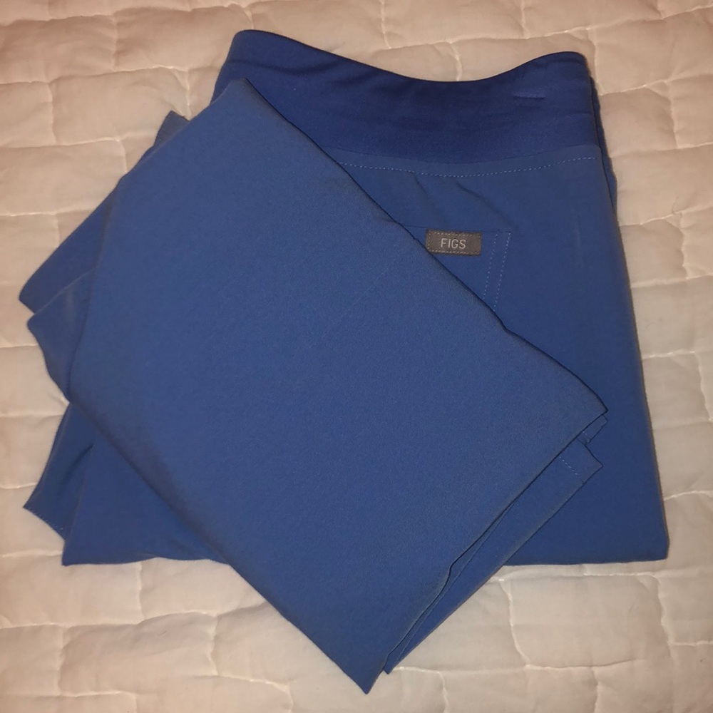 Figs Scrub Set